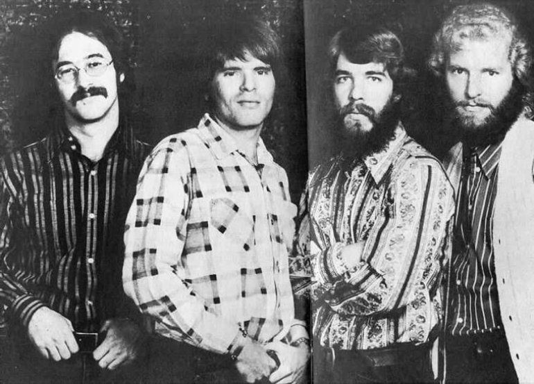 Creedence Clearwater Revival Hello Mary Lou