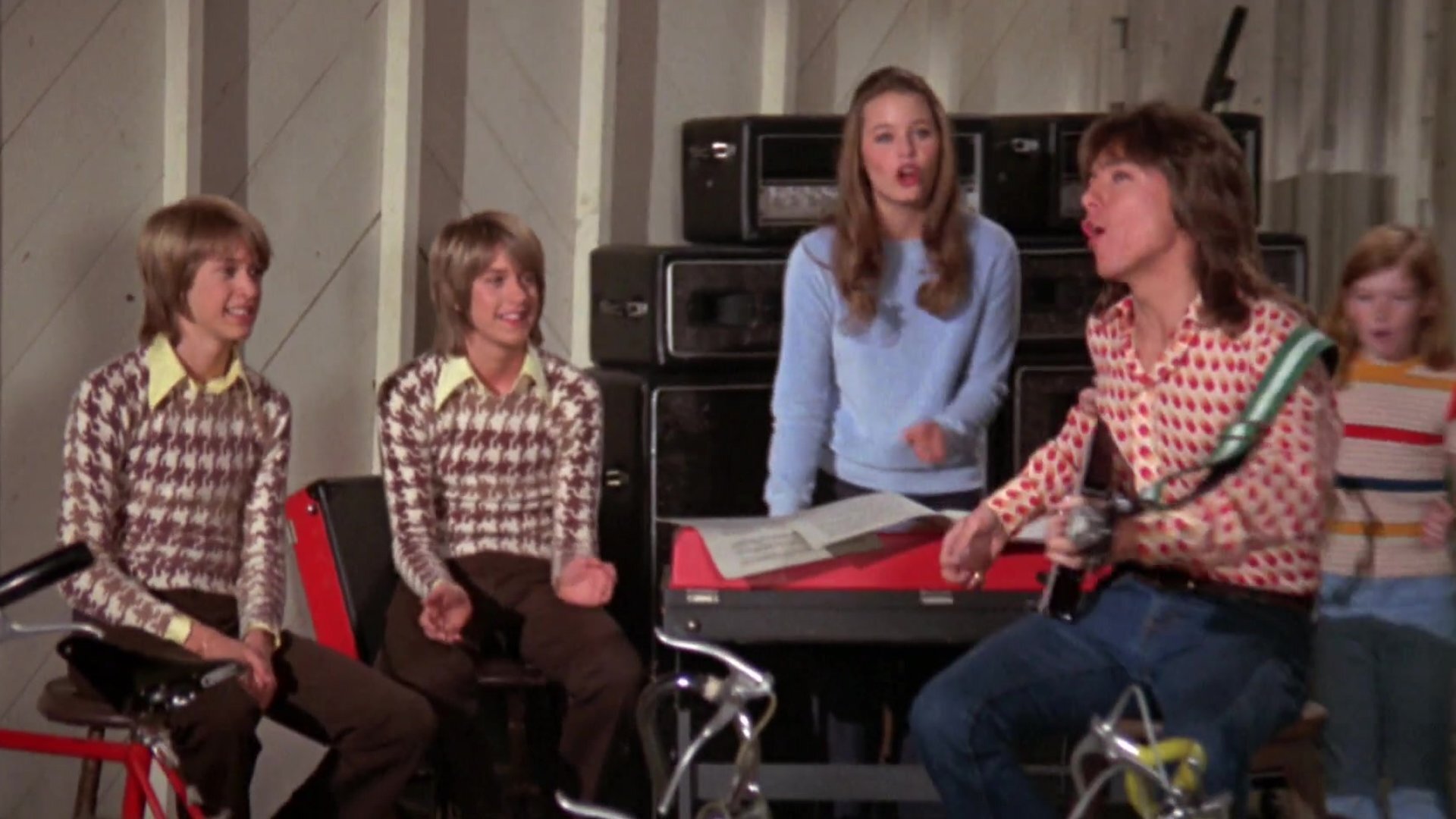The Look That Started Everything: Why The Partridge Family’s “Brown Eyes” Still Feels So Sweet and So Dangerous